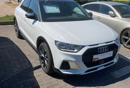 Audi Citycarver 30 TFSI S tronic