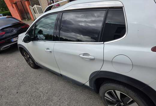 Peugeot 2008 1.2 PureTech Allure S