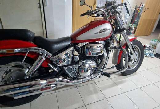 Suzuki Marauder