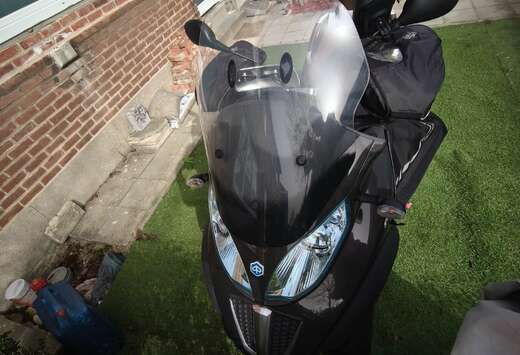 Piaggio LT