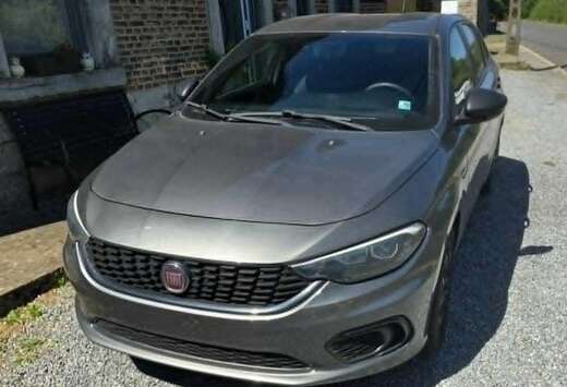 Fiat Tipo 1.4i Street (EU6d-TEMP)