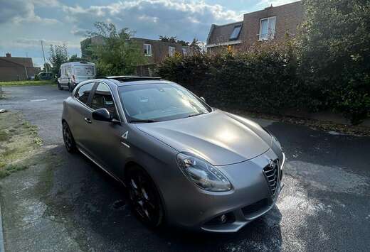 Alfa Romeo 1.8 TBi 16V TCT Quadrifoglio Verde