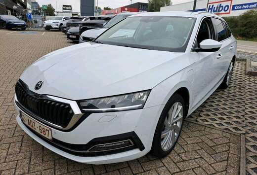 Skoda Octavia Combi 1.4 TSI iV DSG Ambition