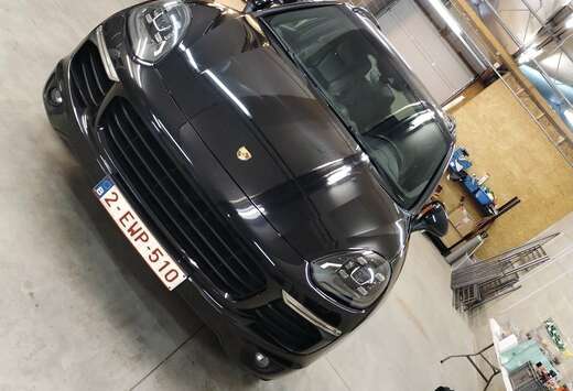 Porsche 3.0i V6 PHEV S Tiptronic (306 kW)