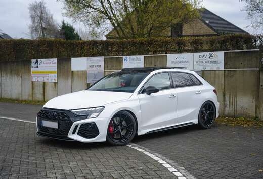 Audi TFSI Sportback quattro S tronic