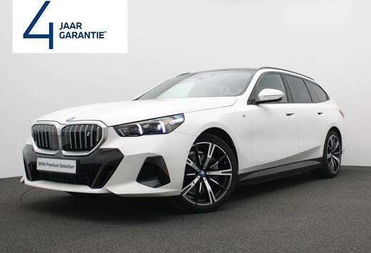 BMW M SPORT - PANODAK - BOWERS & WILKINS