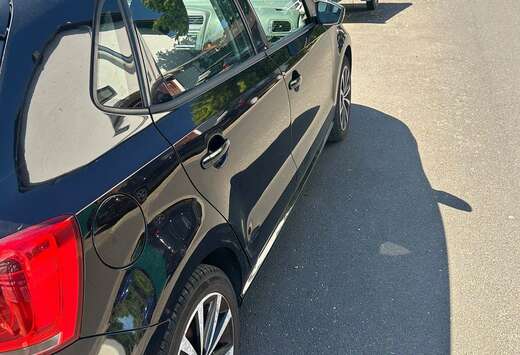 Volkswagen 1.6 CR TDi Black Edition DPF DSG