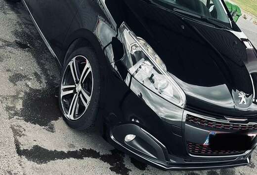 Peugeot 208 1.2 PureTech GT Line S