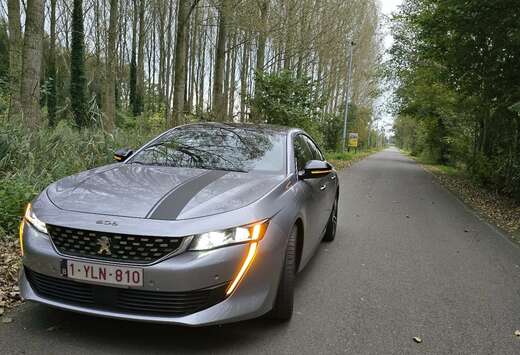 Peugeot PureTech 180 EAT8 Active