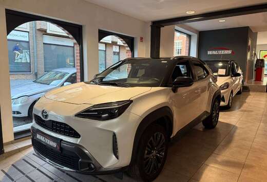 Toyota Yaris Cross Hybrid 1.5i VVT-i AWDi Premiere E- ...
