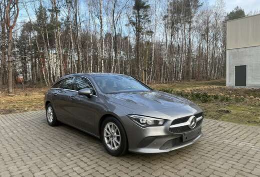 Mercedes-Benz CLA 180 Business Solution Essential