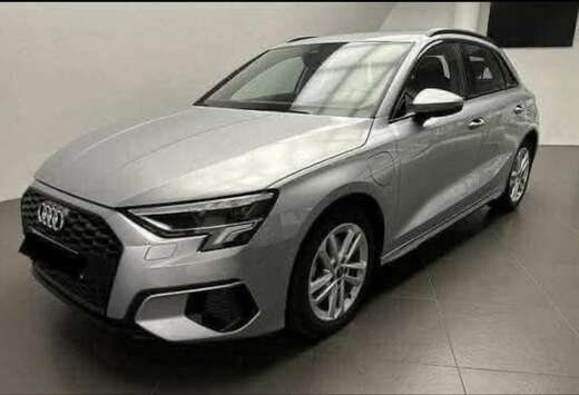 Audi Sportback PHEV 40 TFSI e Attraction S tronic (15 ...