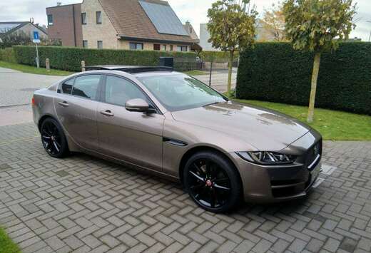 Jaguar XE 2.0 D AWD Portfolio