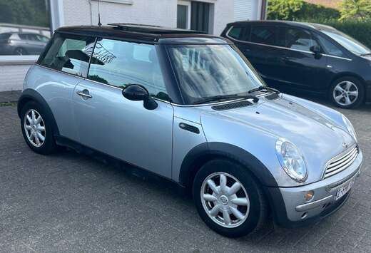 MINI Mini 1.6i 16v Cooper