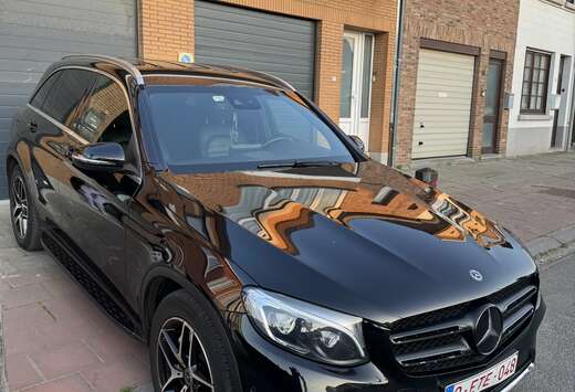 Mercedes-Benz Coupe 4Matic 9G-TRONIC AMG Line