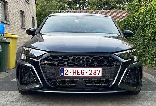 Audi RS3 TFSI Sportback quattro S tronic