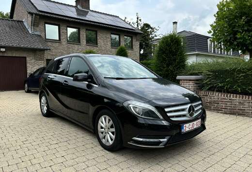 Mercedes-Benz B 180 CDI (BlueEFFICIENCY) 7G-DCT