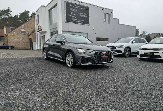 Audi 30TFSI Limo S line  NAVI/CARPLAY  LEER  AMBIENT