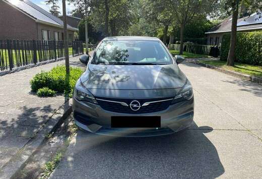 Opel Euro 6 - Benzine - Navigatie - Gekeurd