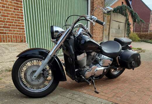 Honda VT750C