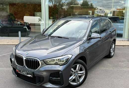 BMW M PACK / PANO / TREKHAAK / NAVI / SFEERLICHT /