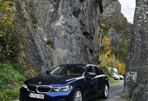 BMW 318d Aut. Blue Performance Sport Line