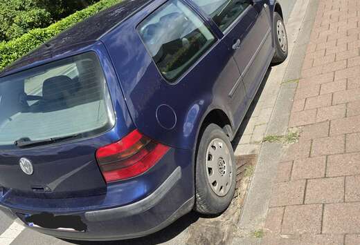 Volkswagen 1.4i Base Edition