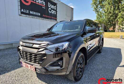 Isuzu V-CROSS