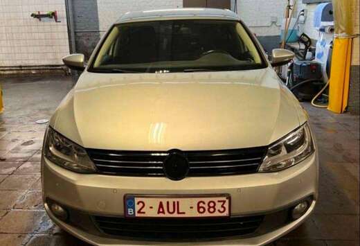 Volkswagen EXPORT Jetta 1.6 TDI 105 FAP Bluemotion Te ...