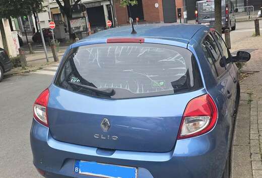 Renault 1.2i Authentique