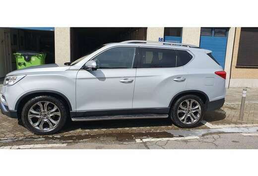 SsangYong 2.2l diesel AWD Lichte vracht (Verkoop iov  ...