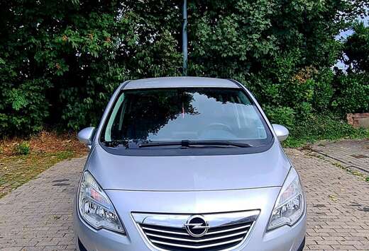 Opel 1.4 Design Edition