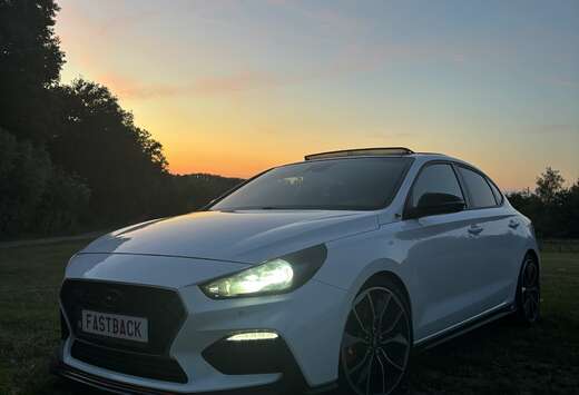 Hyundai fastback 2.0 T-GDI N Performance