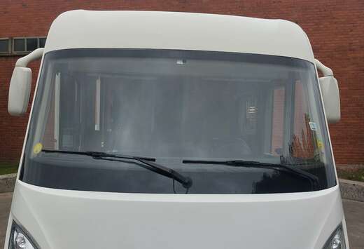 Mercedes-Benz Hymer ml580