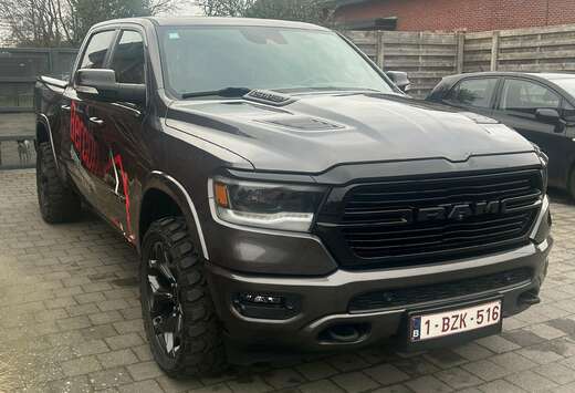 RAM 1500 Crew Cab Shortbed Laramie
