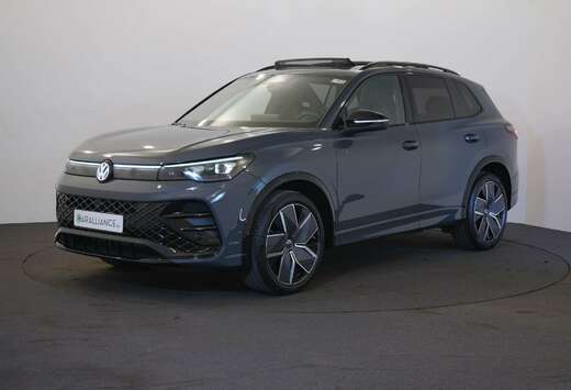 Volkswagen R-line 1.5 eTSIBlack StylePremiumPanoIQ Li ...