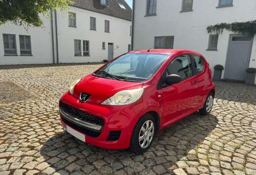 Peugeot 107 1.0i Trendy