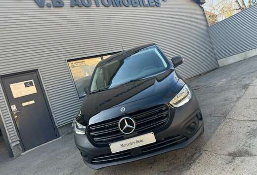 Mercedes-Benz 112d NEUF