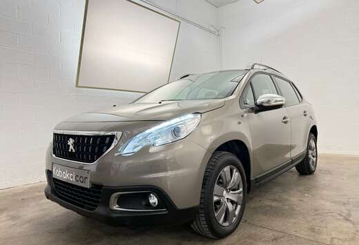 Peugeot 2008 1.2i Style / Navi / Radar / Etat Showroo ...
