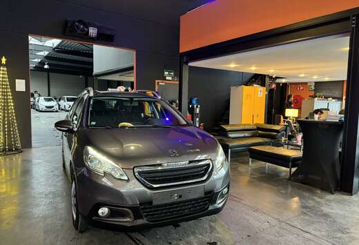 Peugeot 1.2i - A/C - NAVI - MEDIA/TEL - LIM/REG - CPT ...