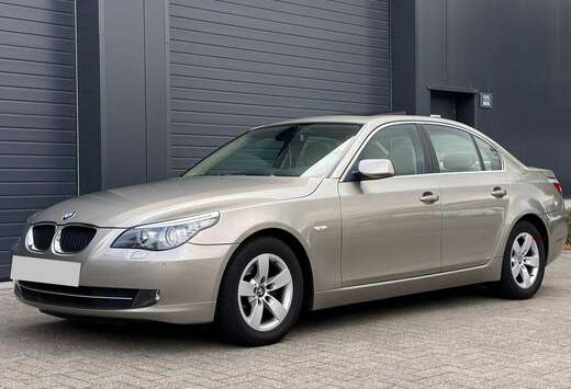 BMW 520iA