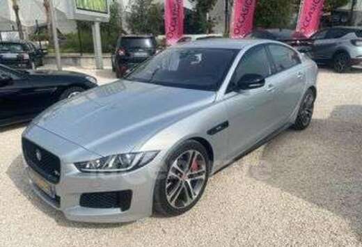 Jaguar XE 2.0 T Portfolio