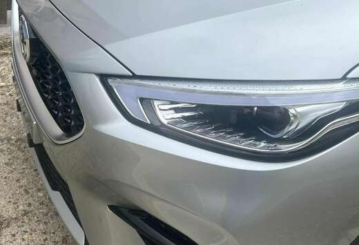 MG 1.0 T-GDi Luxury AT