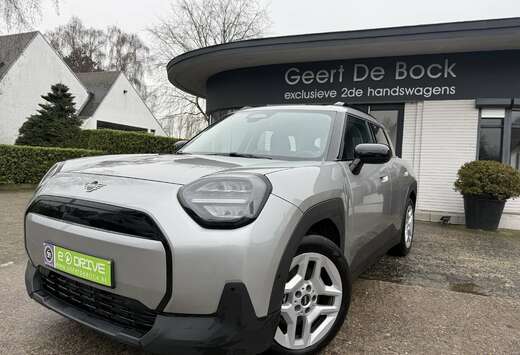 MINI Mini Aceman 42.5 kWh E CAMERA** 17\