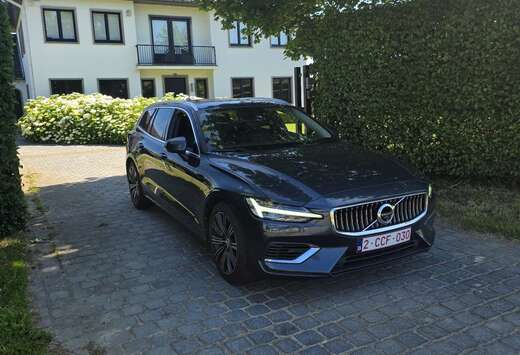 Volvo 2.0 T6 AWD PHEV Plus Bright