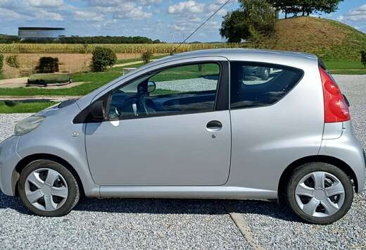 Peugeot 107 1.0i Urban