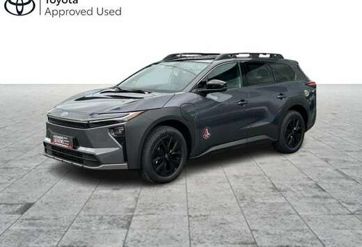 Toyota 74.7KWH EXECUTIVE AWD