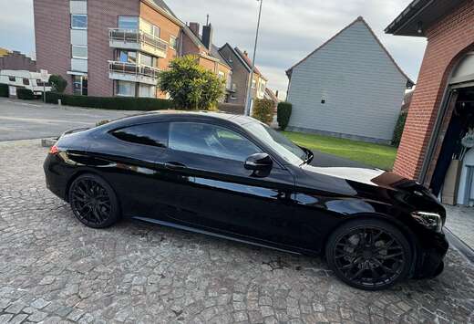 Mercedes-Benz Coupe 4Matic 9G-TRONIC AMG Line