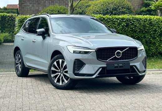 Volvo XC60 2.0 B4 MHEV Plus Dark