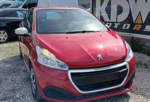 Peugeot 208 1.2i